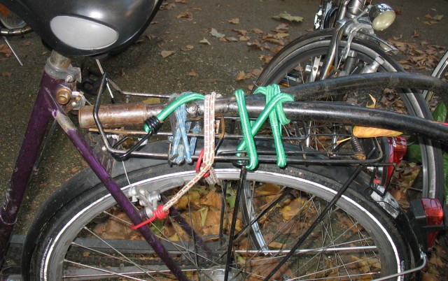 Ungewöhnliche Fahrrad-Anhängerkupplung