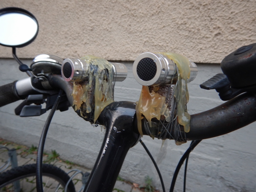 Praktisch: Taschenlampen Halterung für das Fahrrad